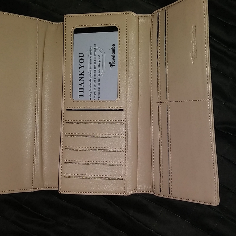 Wallet - Picture 2 of 4
